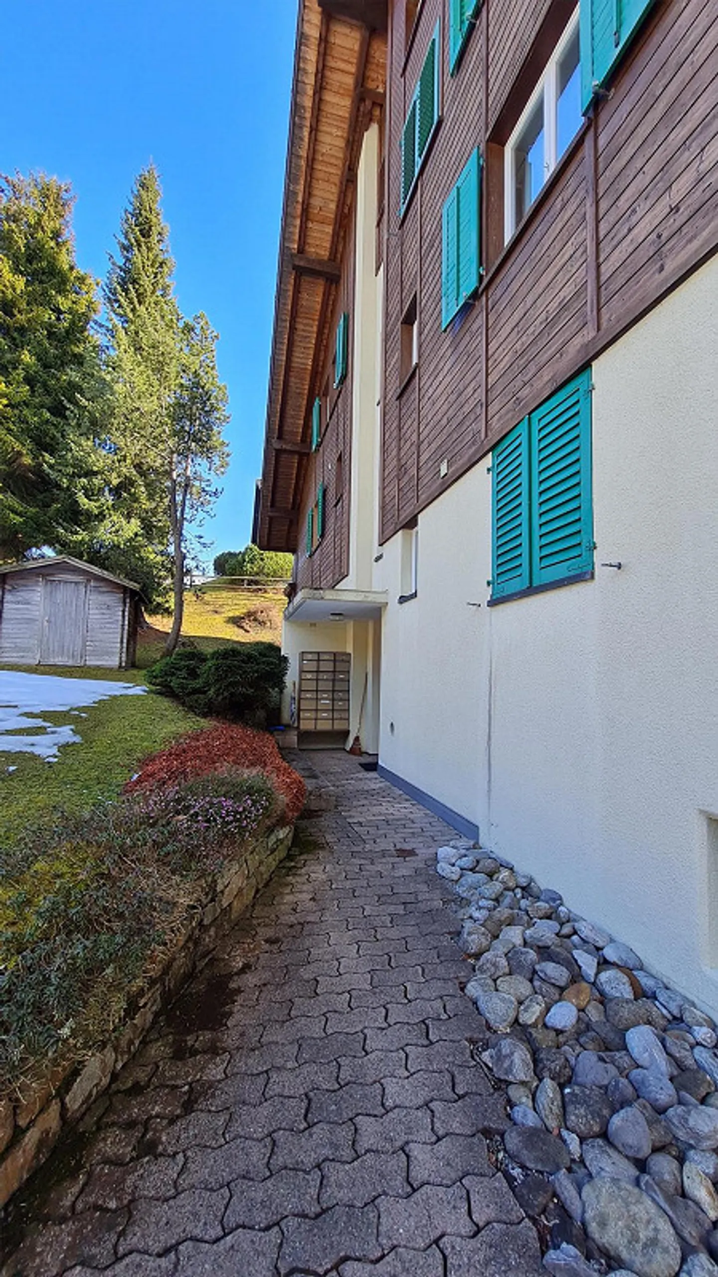 Appartamento 2.5 locali, 2 balconi, garage, vista panoramica sulle montagne, seconda casa possibile - Foto 22 di 25