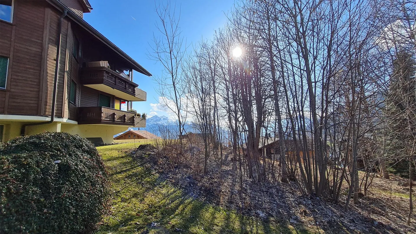 Appartamento 2.5 locali, 2 balconi, garage, vista panoramica sulle montagne, seconda casa possibile - Foto 24 di 25