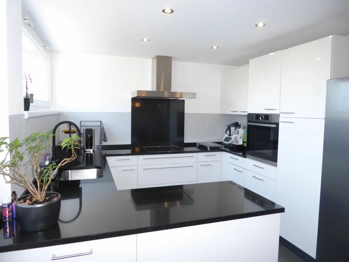 Moderne 6-Zimmer-Maisonette - Foto 5 von 19