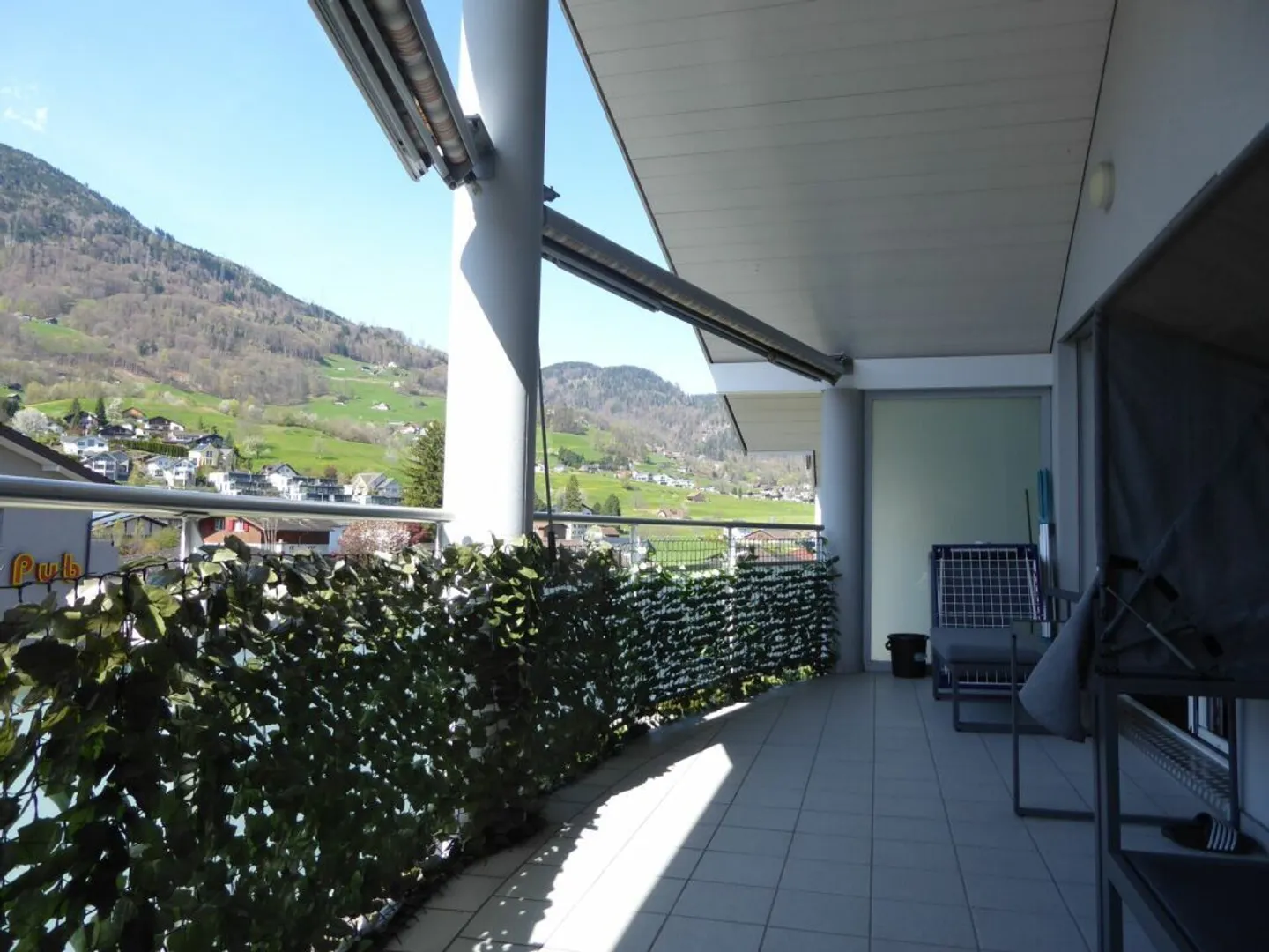 Moderne 6-Zimmer-Maisonette - Foto 8 von 19