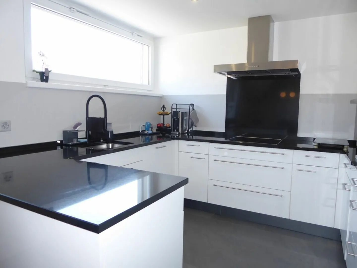 Moderne 6-Zimmer-Maisonette - Foto 4 von 19