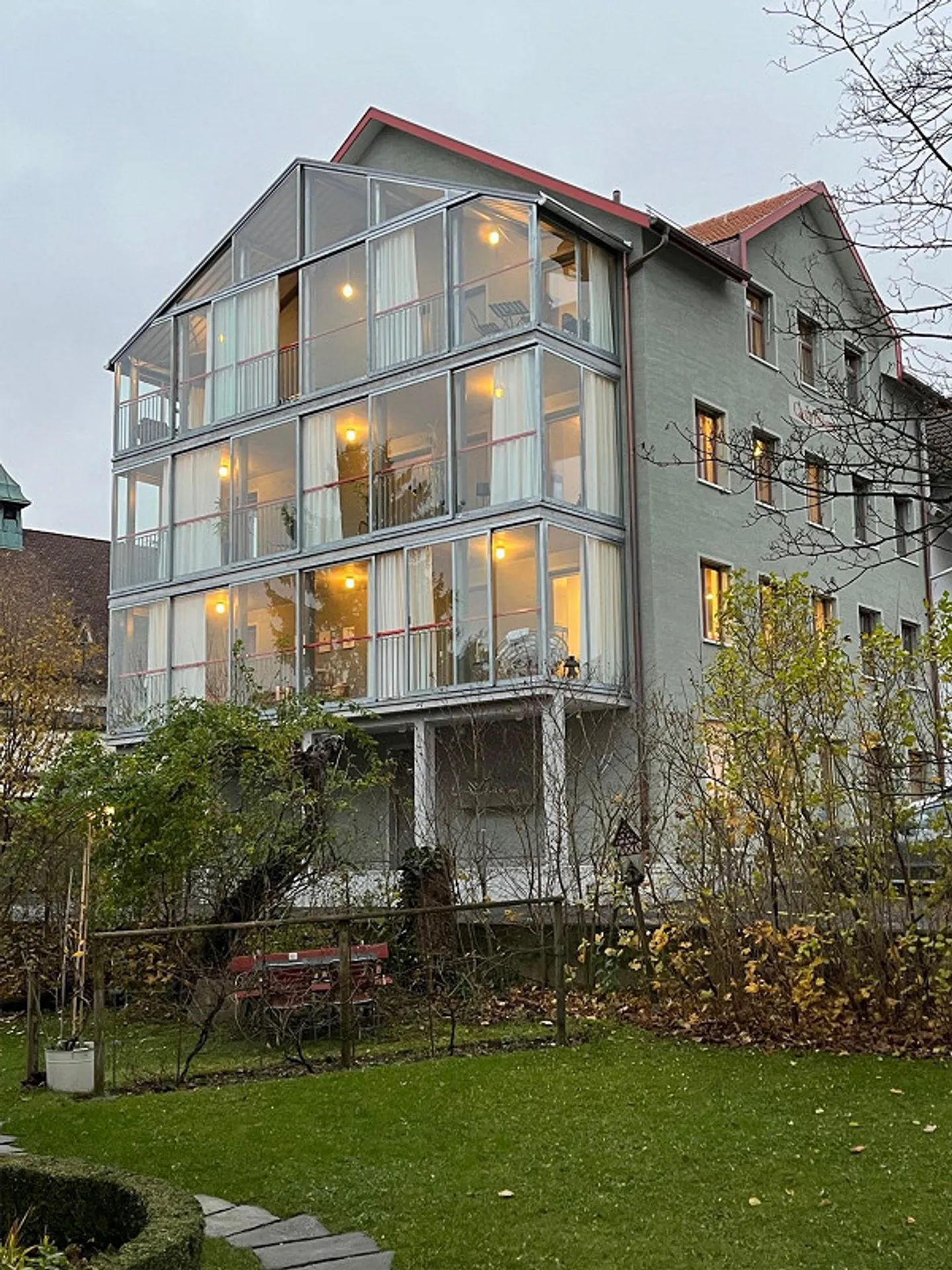 Moderno appartamento 3 1/2 locali con grande loggia - Foto 4 di 8