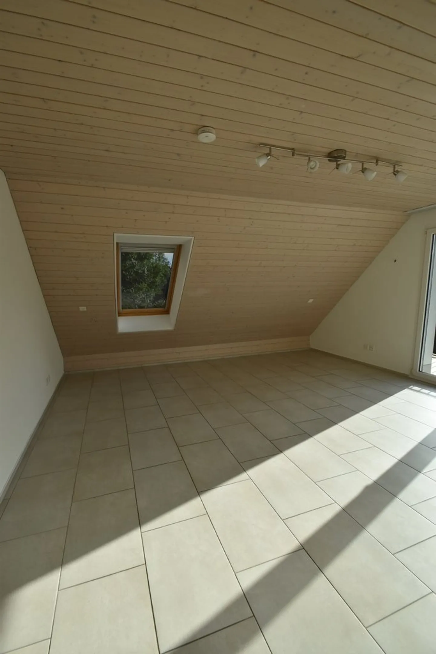 Wunderschöne Attika-Wohnung - Foto 6 von 12