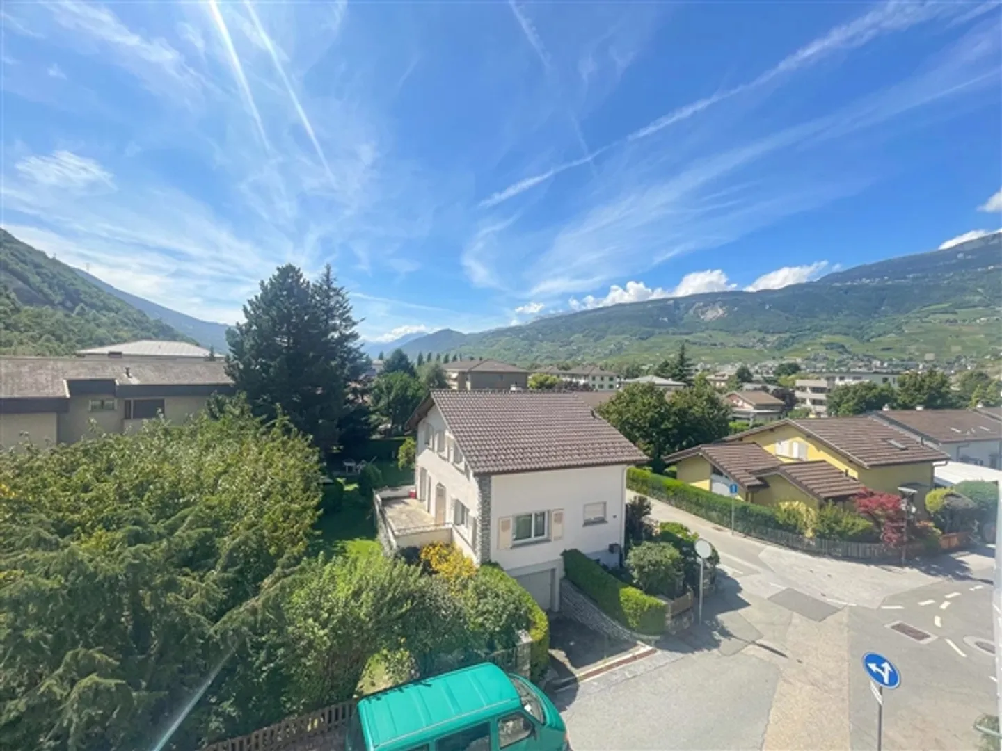 Chippis Yield Building with 12 Well-Maintained Apartments - Photo 12 of 13