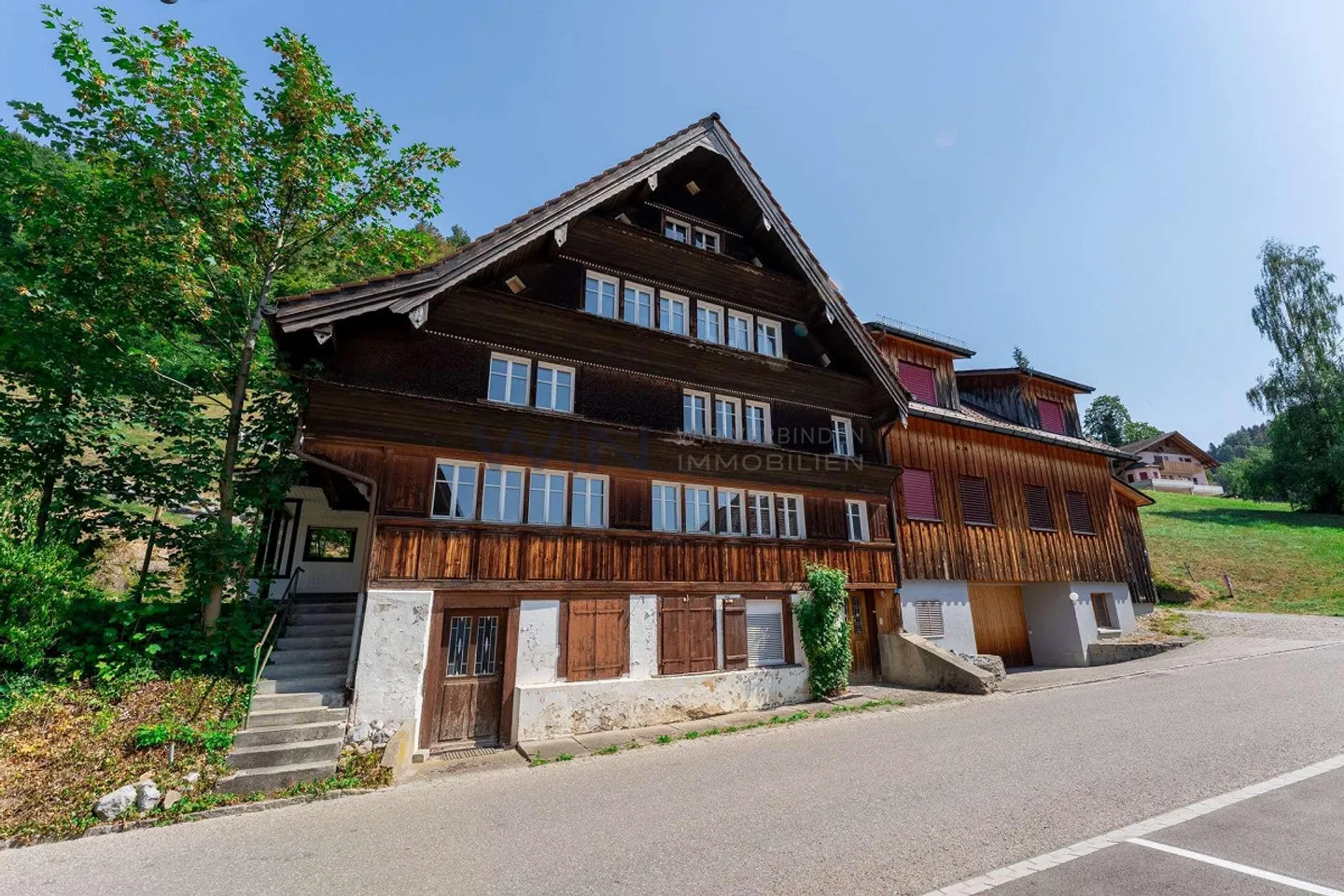 Living in Toggenburg - Photo 3 of 13