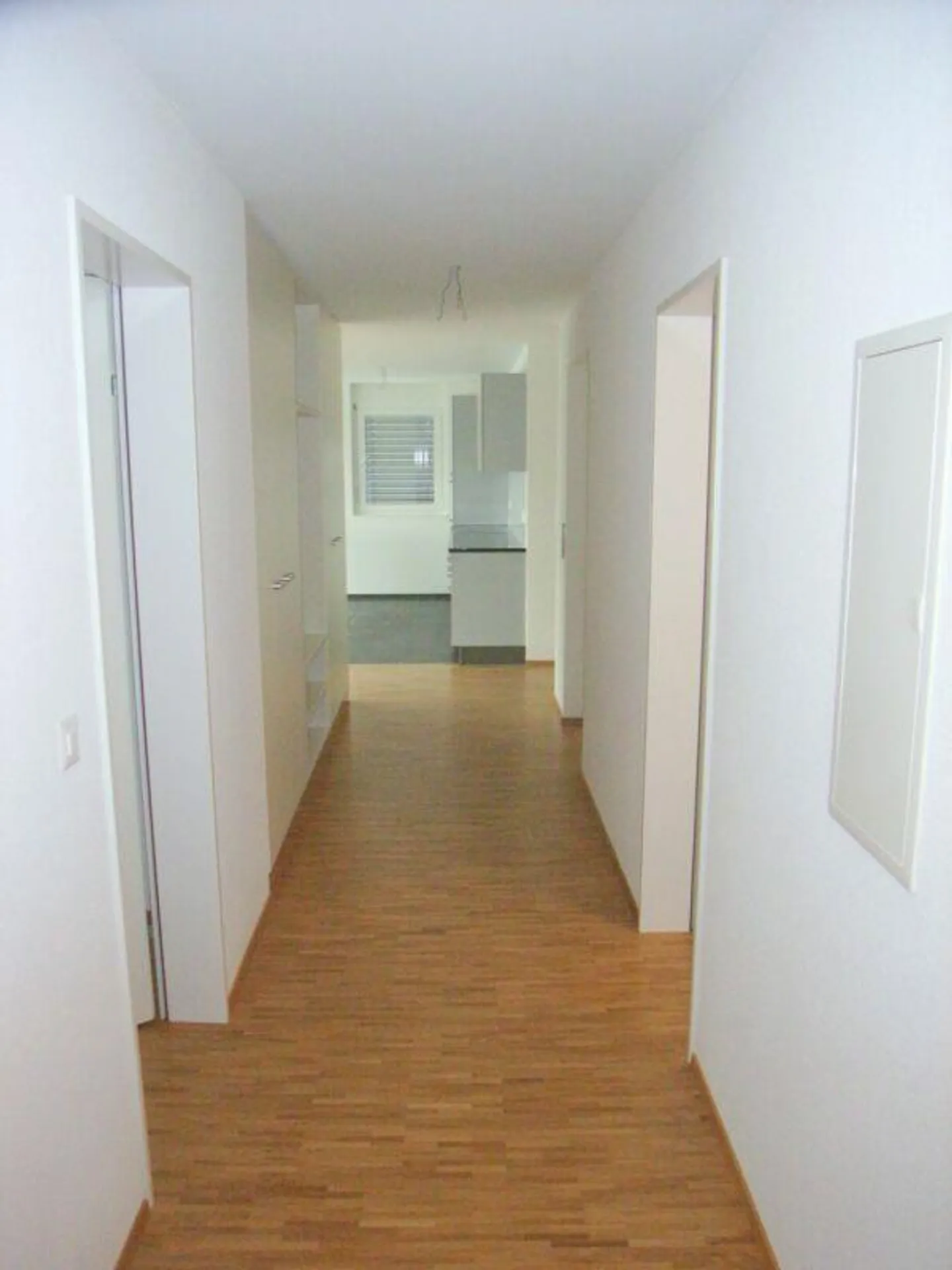Modern Attic with Large Terrace - Photo 8 of 11