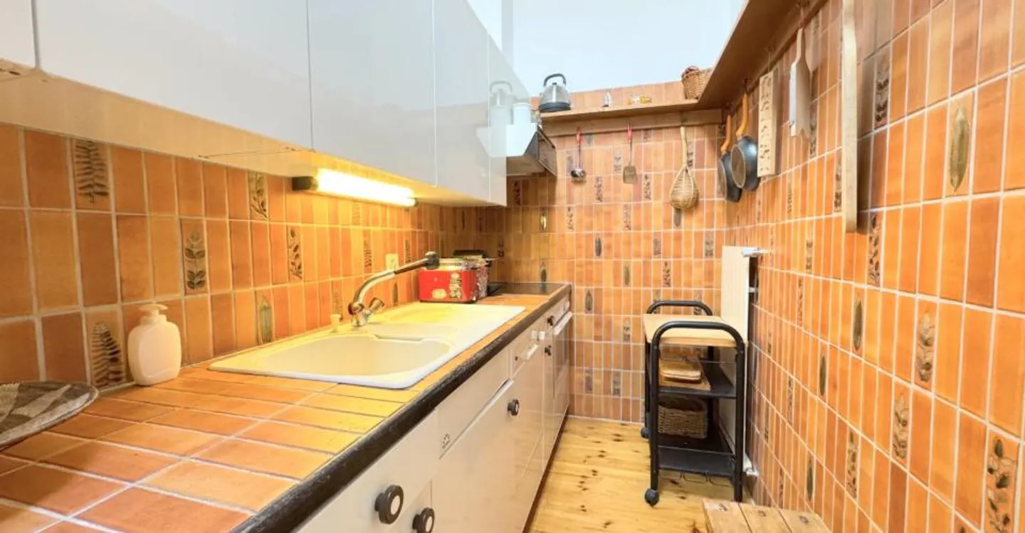 Chalet-Style Penthouse with Views - Photo 10 of 11