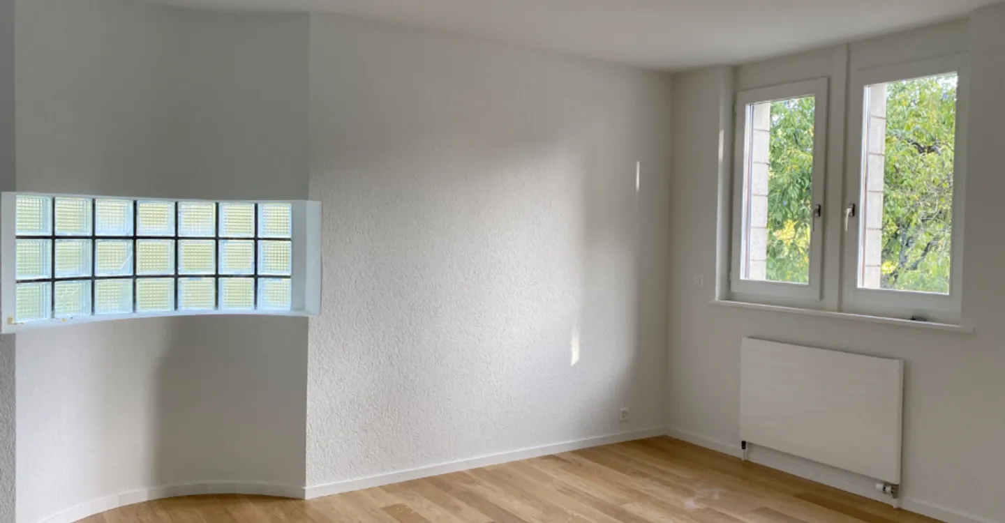Schöne Familienvilla mit großem Garten - Foto 4 von 7
