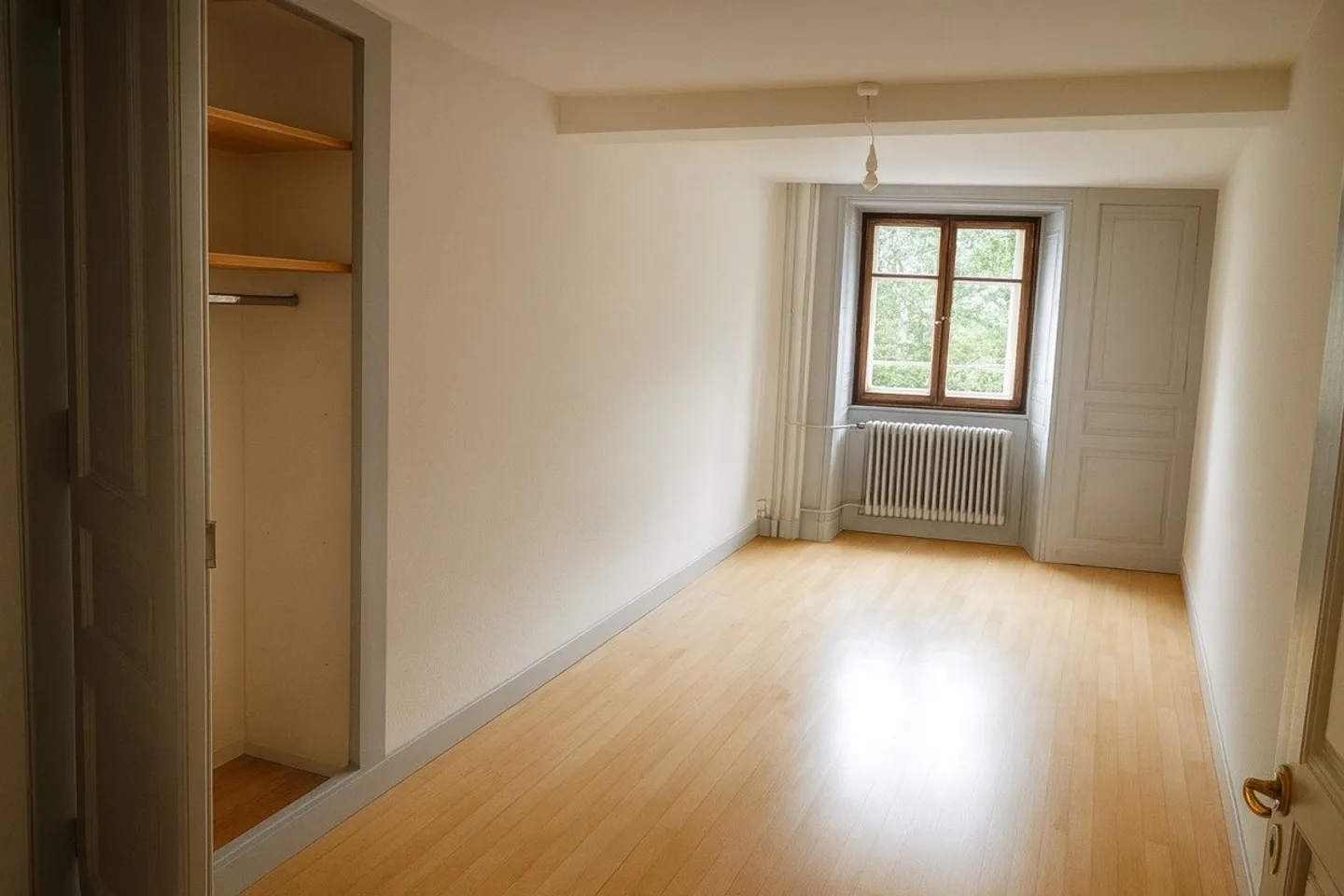 Location:  Charmant appartement de 5 pièces en Vieille-Ville de Genève - Photo 6 sur 13