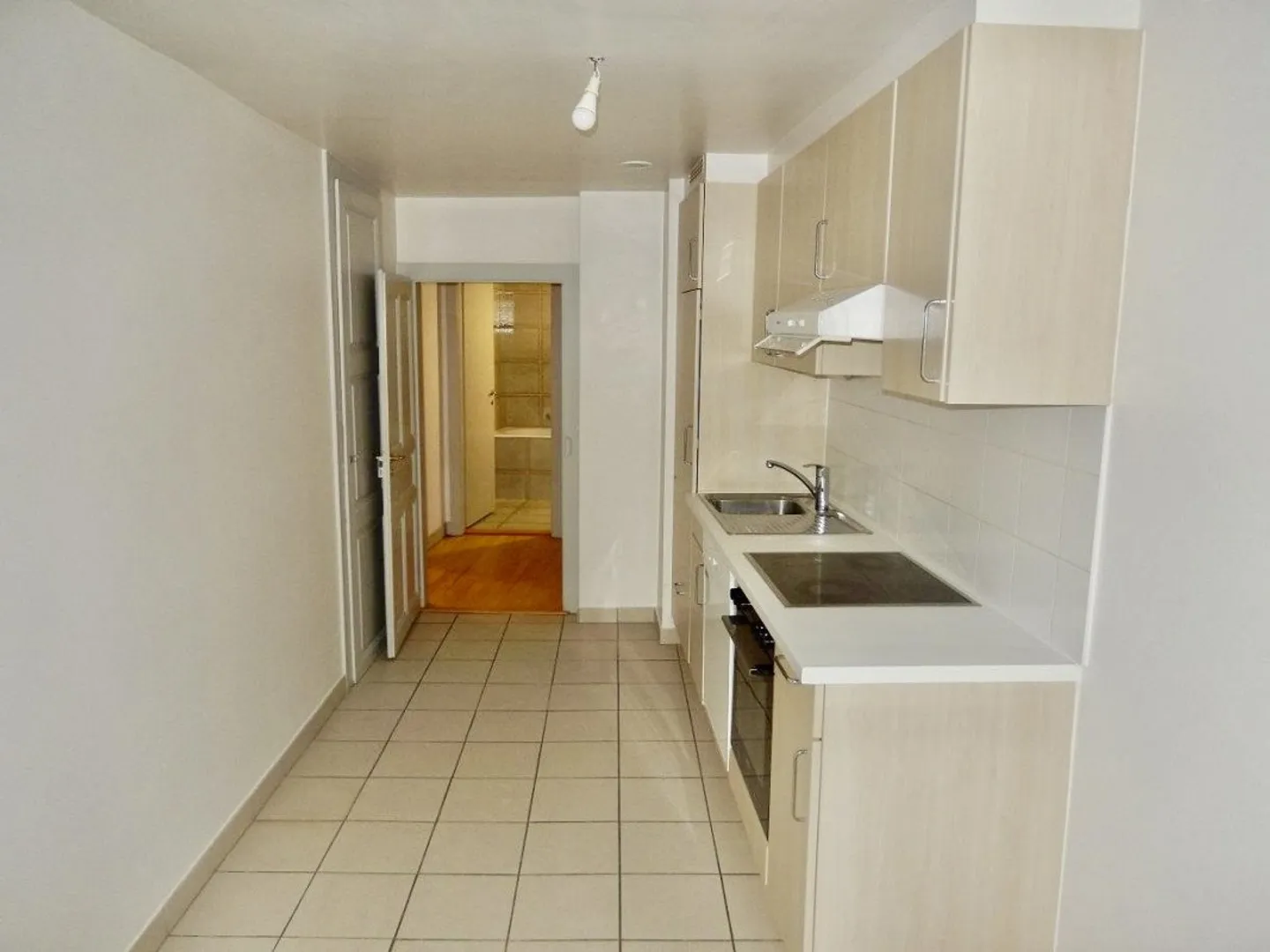 Location:  Charmant appartement de 5 pièces en Vieille-Ville de Genève - Photo 10 sur 13