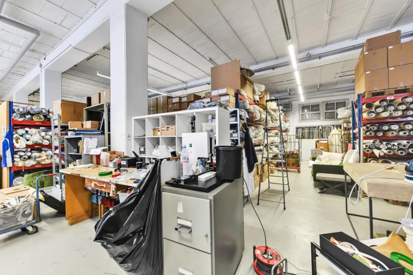 ATTRAKTIVE Büro- und Lagerfläche - Foto 4 von 7