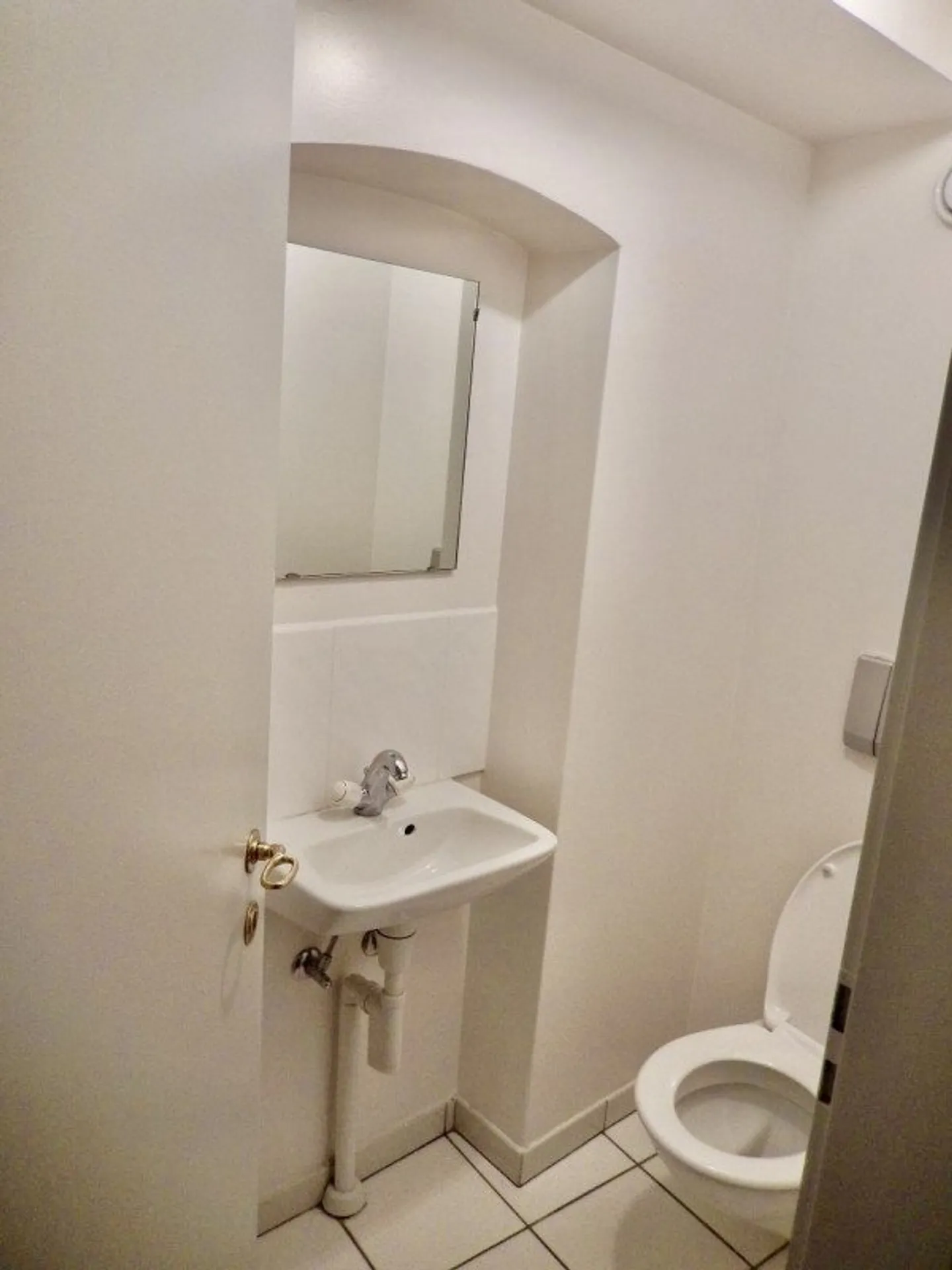 Location:  Charmant appartement de 5 pièces en Vieille-Ville de Genève - Photo 13 sur 13