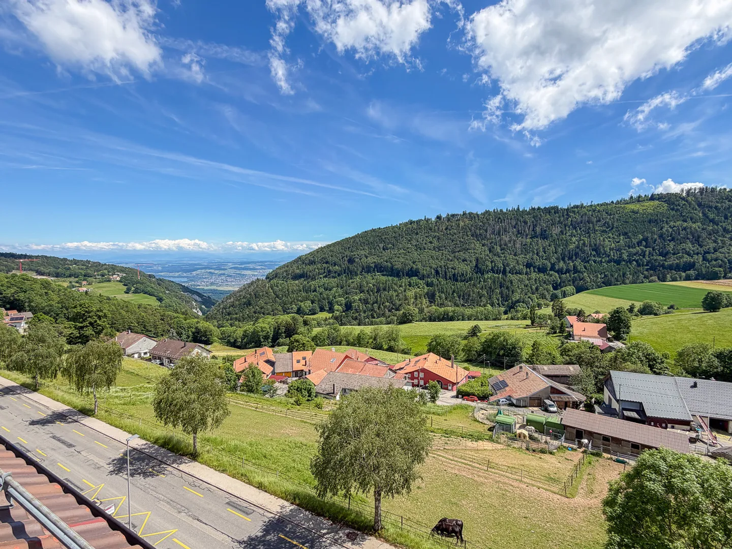 Appartement traversant de 2.5 pces, ~ 130 m2, dans les combles - Foto 5 di 11