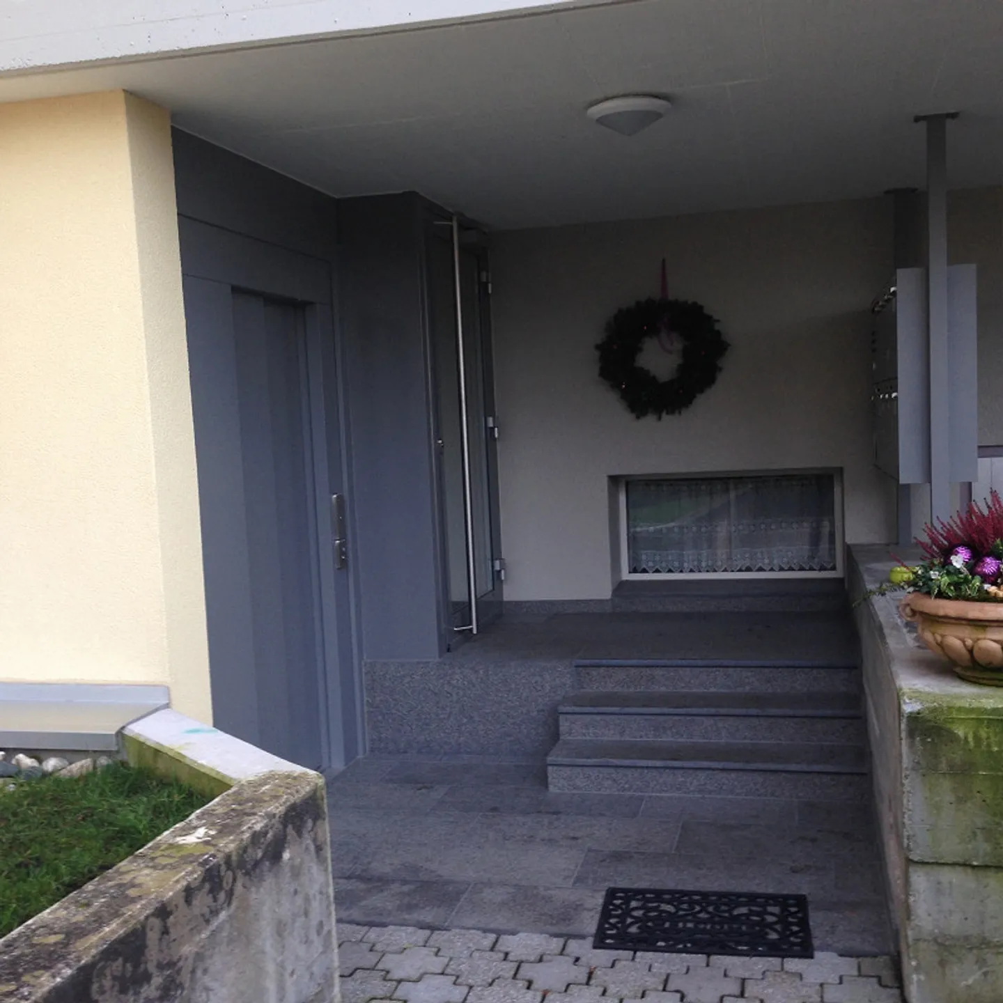 Charmante Wohnung am Kanal - Foto 2 von 19