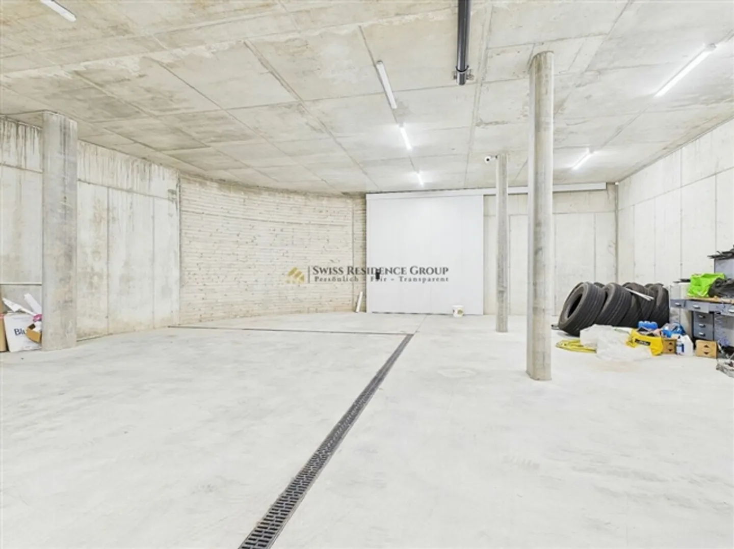 «Geräumige Garage zur Miete - 272 m² für Ihre Fahrzeuge» - Foto 2 von 4