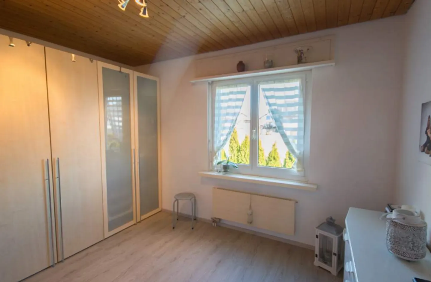Gepflegtes Einfamilienhaus mit Einliegerwohnung & Wintergarten! - Foto 11 von 15