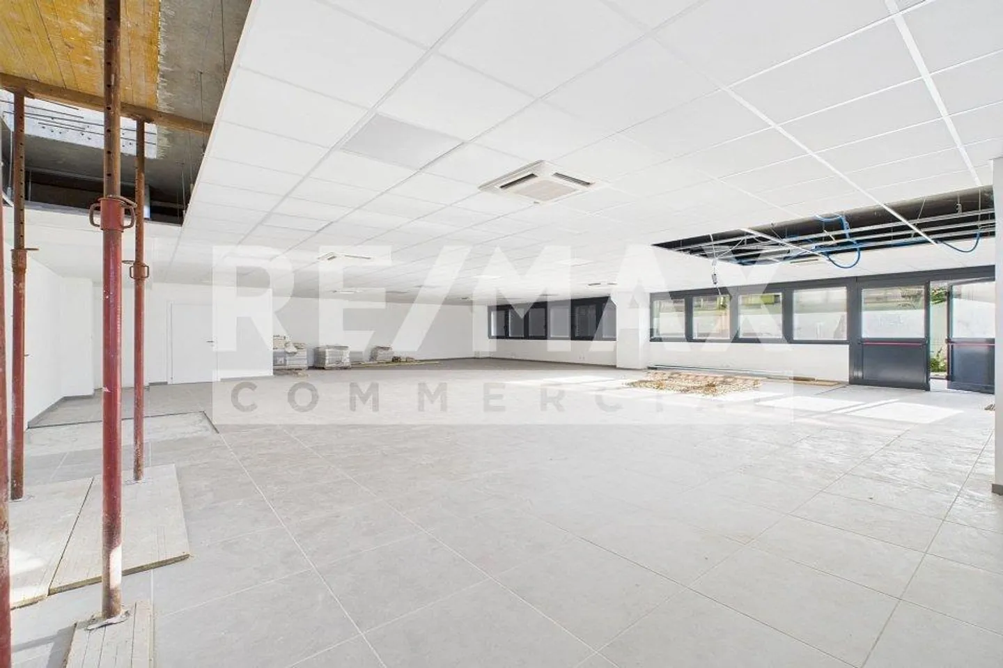 Unique Opportunity – New Commercial Property as First Occupancy - Photo 7 of 13