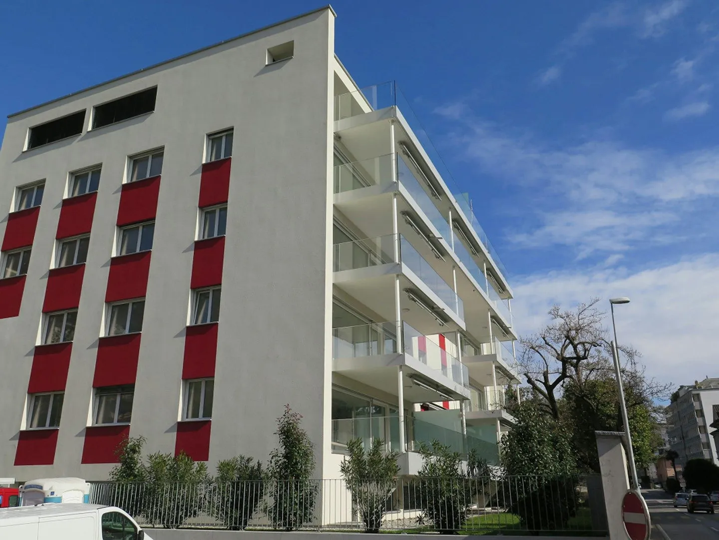 Sunny and spacious 4.5-room apartment in a lakeside location - Photo 12 of 13