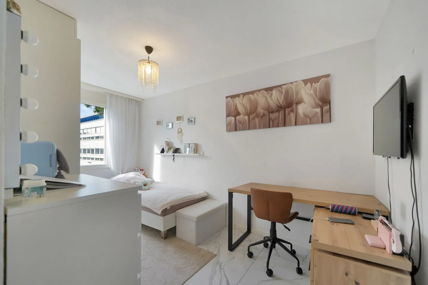 Renovated 4.5-room apartment in a central location in Flamatt - Photo 8 of 13