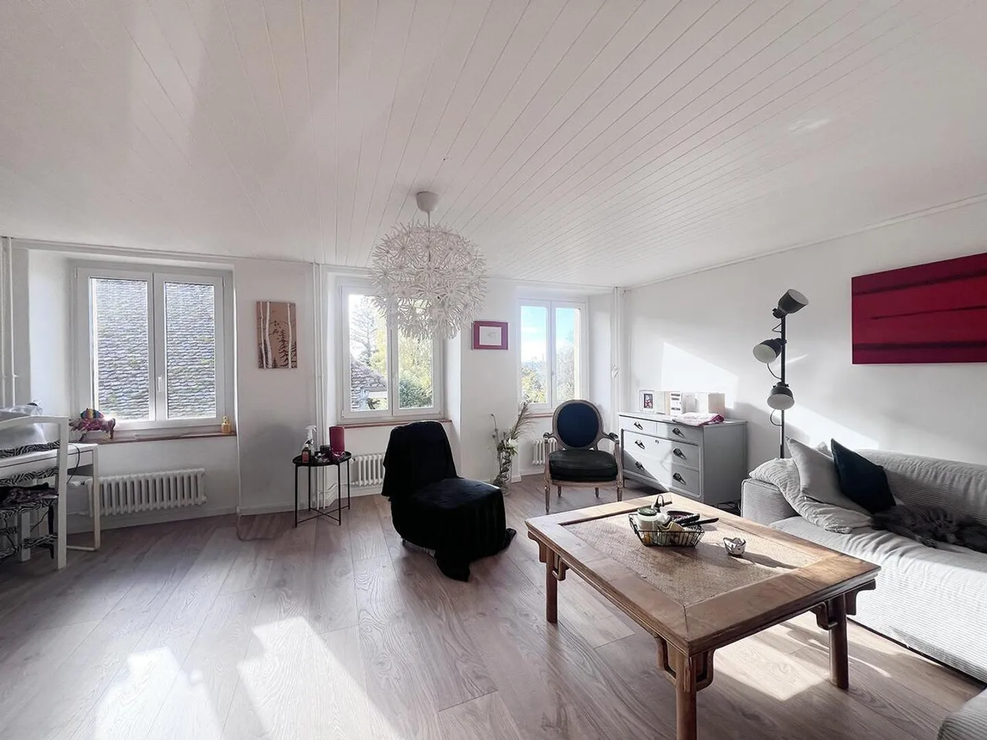 Charm and authenticity just steps from the lake - Photo 8 of 11