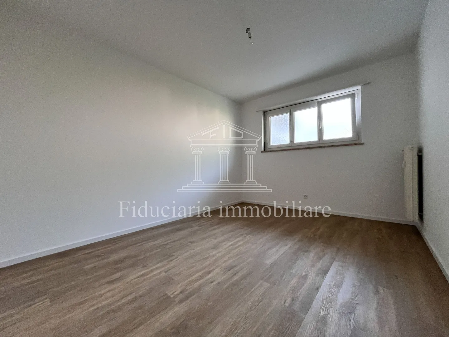 TENERO - 3.5-Zimmer-Wohnung komplett renoviert (App.5) - Foto 2 von 9