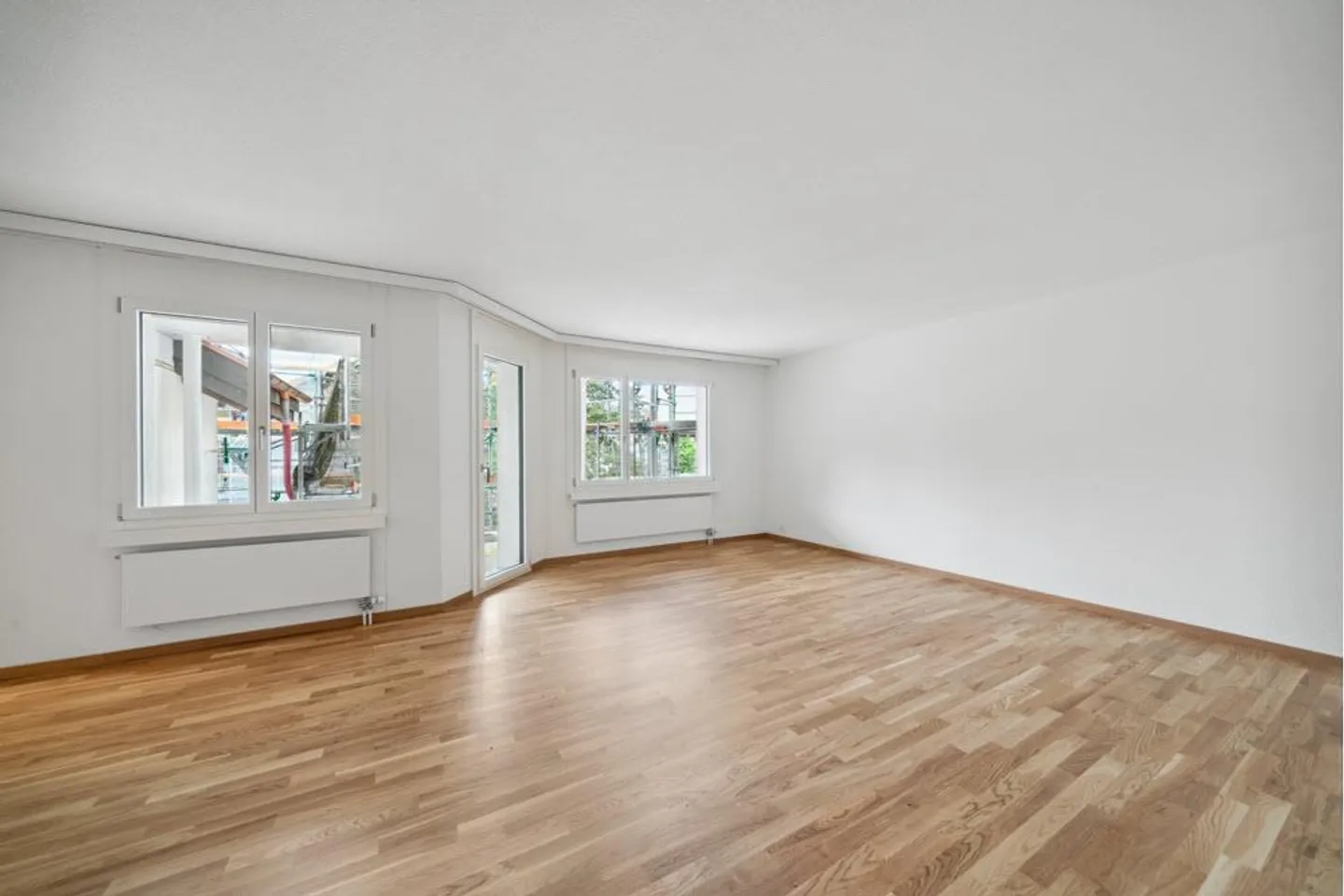 High-quality renovated 3.5-room attic apartment - Photo 8 of 11