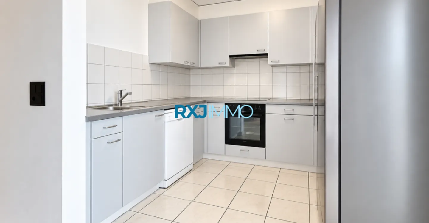 Appartement Charmant avec Terrasse - Photo 4 sur 9