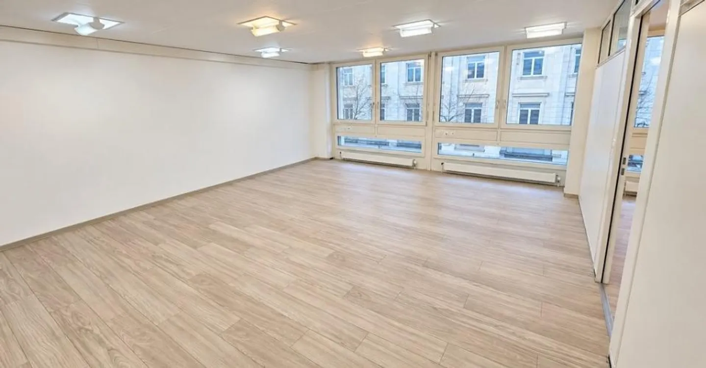 Geräumiges Büro in Top-Lage - Foto 6 von 8