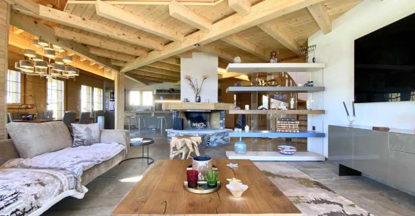 Chalet 8,5 Zimmer - Foto 1 von 13