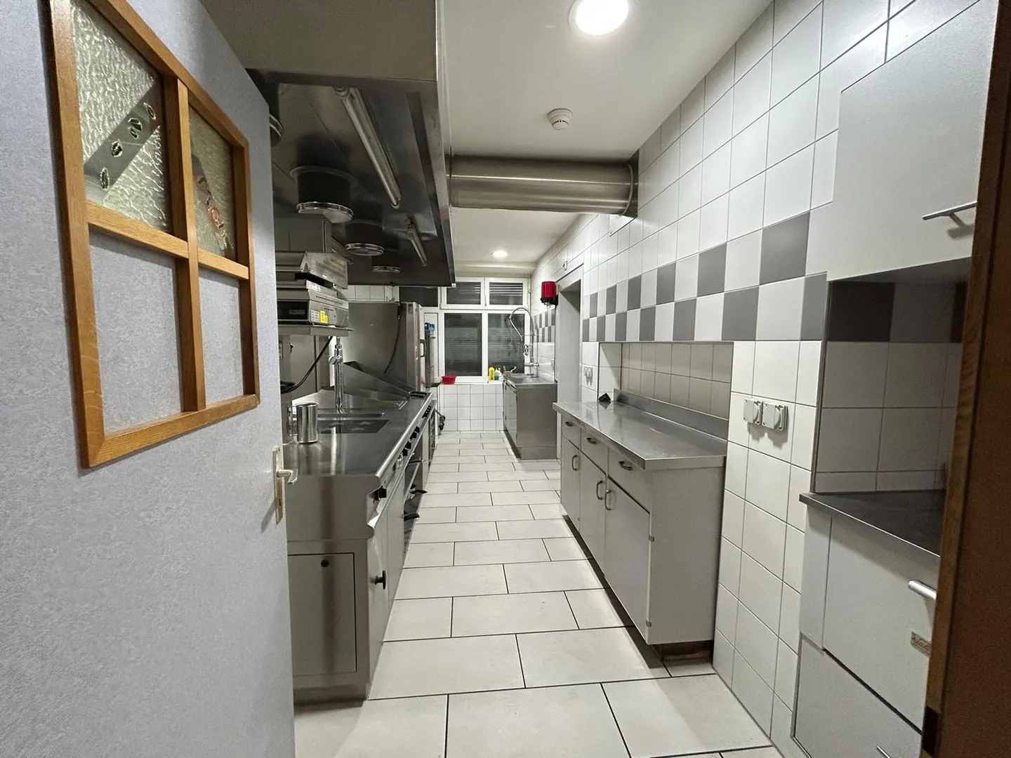 Hotel storico nel cuore di Moutier in vendita - Foto 5 di 15