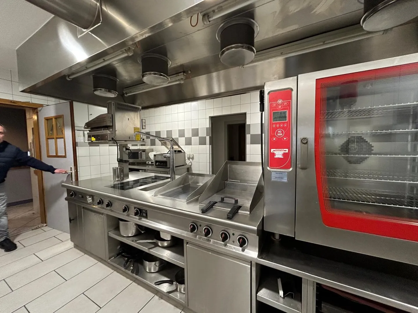 Hotel storico nel cuore di Moutier in vendita - Foto 6 di 15