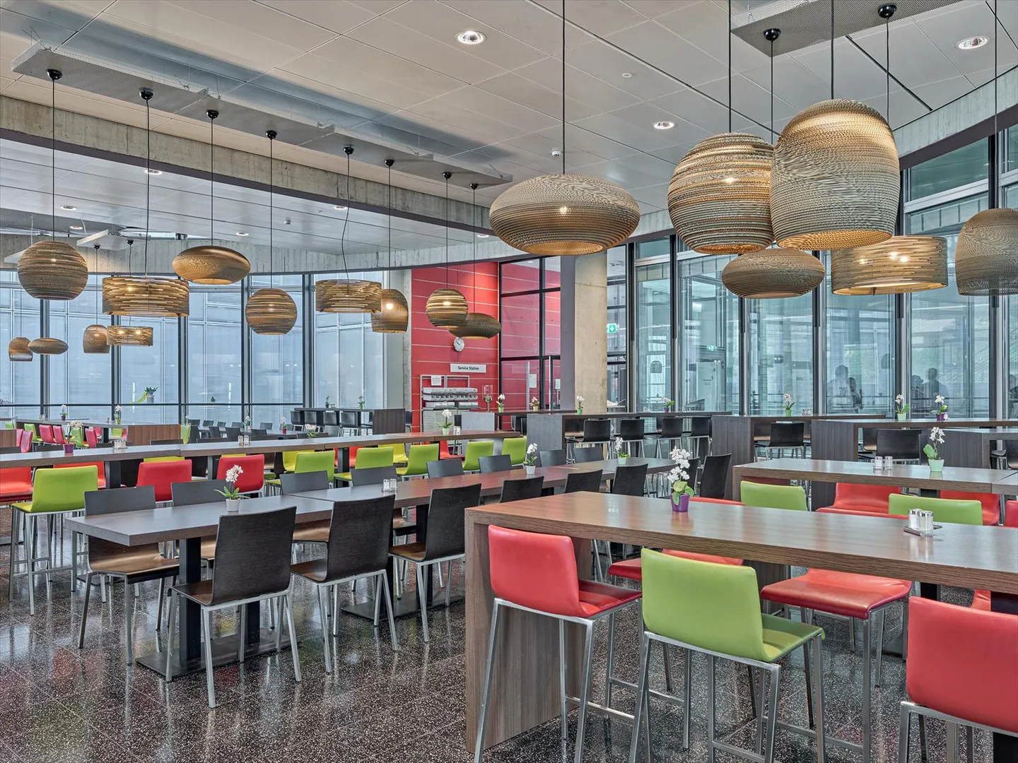 Uffici esclusivi con co-working, ristorante e sale conferenze - Foto 9 di 11