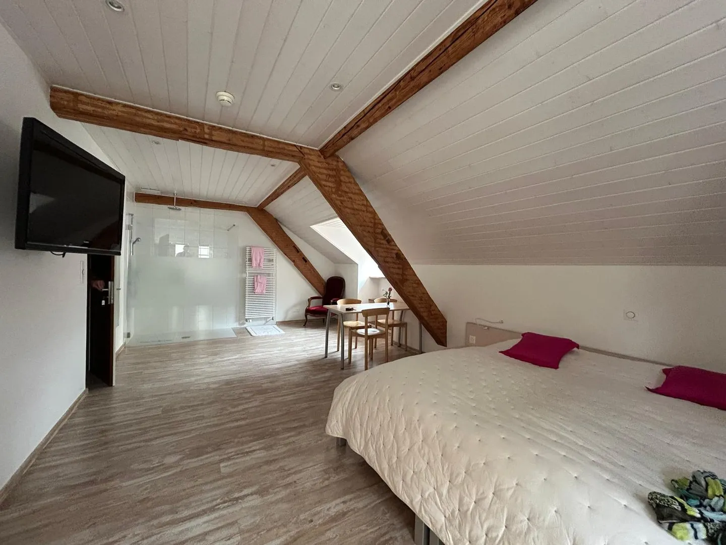 Hotel storico nel cuore di Moutier in vendita - Foto 14 di 15
