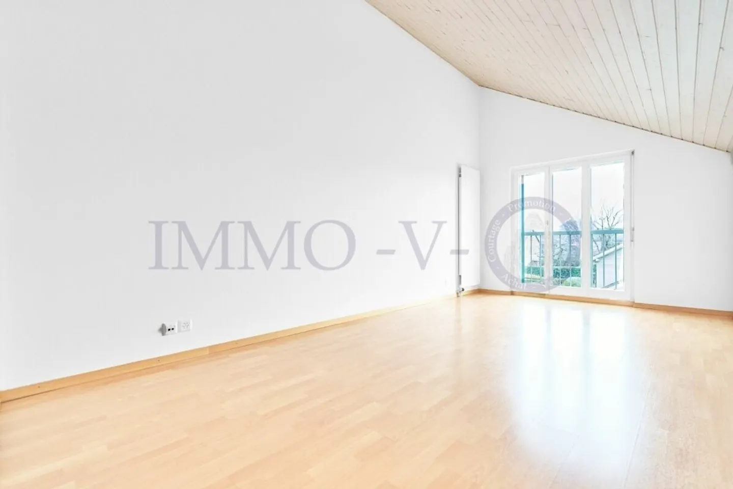 Duplex spacieux avec emplacement idéal - Photo 5 sur 8