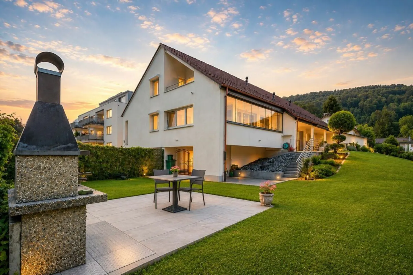 Luxurious living directly on the Rhine - exclusive 6.5-room single-family house with breathtaking views - Photo 1 of 38