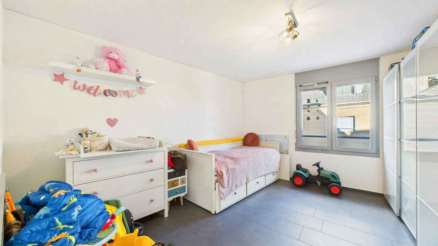 Modern 3.5-room apartment with balcony and Minergie standard - Photo 12 of 13