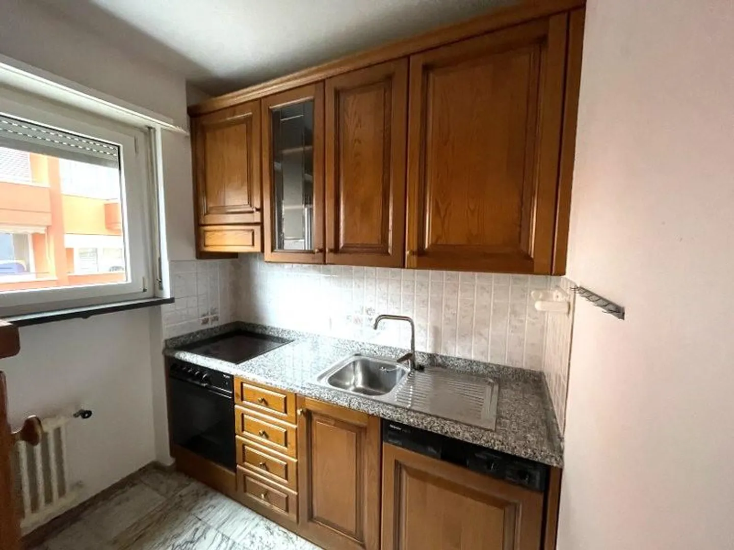 APPARTEMENT 2,5 PIÈCES AVEC BALCON - Photo 4 sur 10