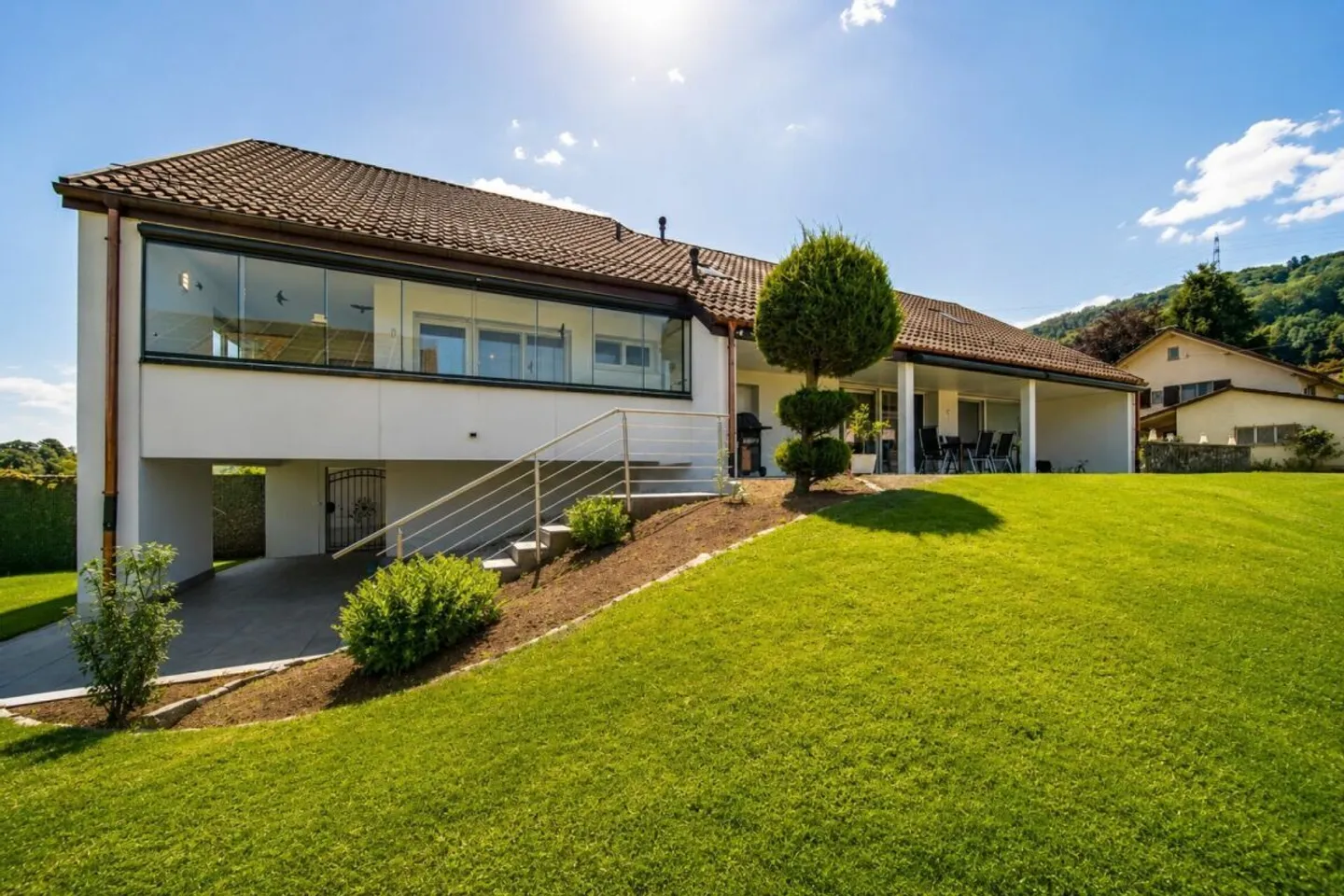 Luxurious living directly on the Rhine - exclusive 6.5-room single-family house with breathtaking views - Photo 29 of 38