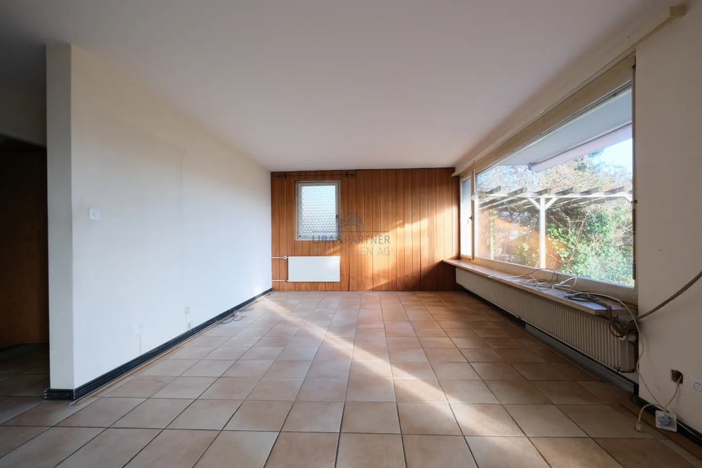 Wohnen am Rebberg von Reinach, Haus mit Weitsicht &amp; grossem Garten - Foto 3 von 13