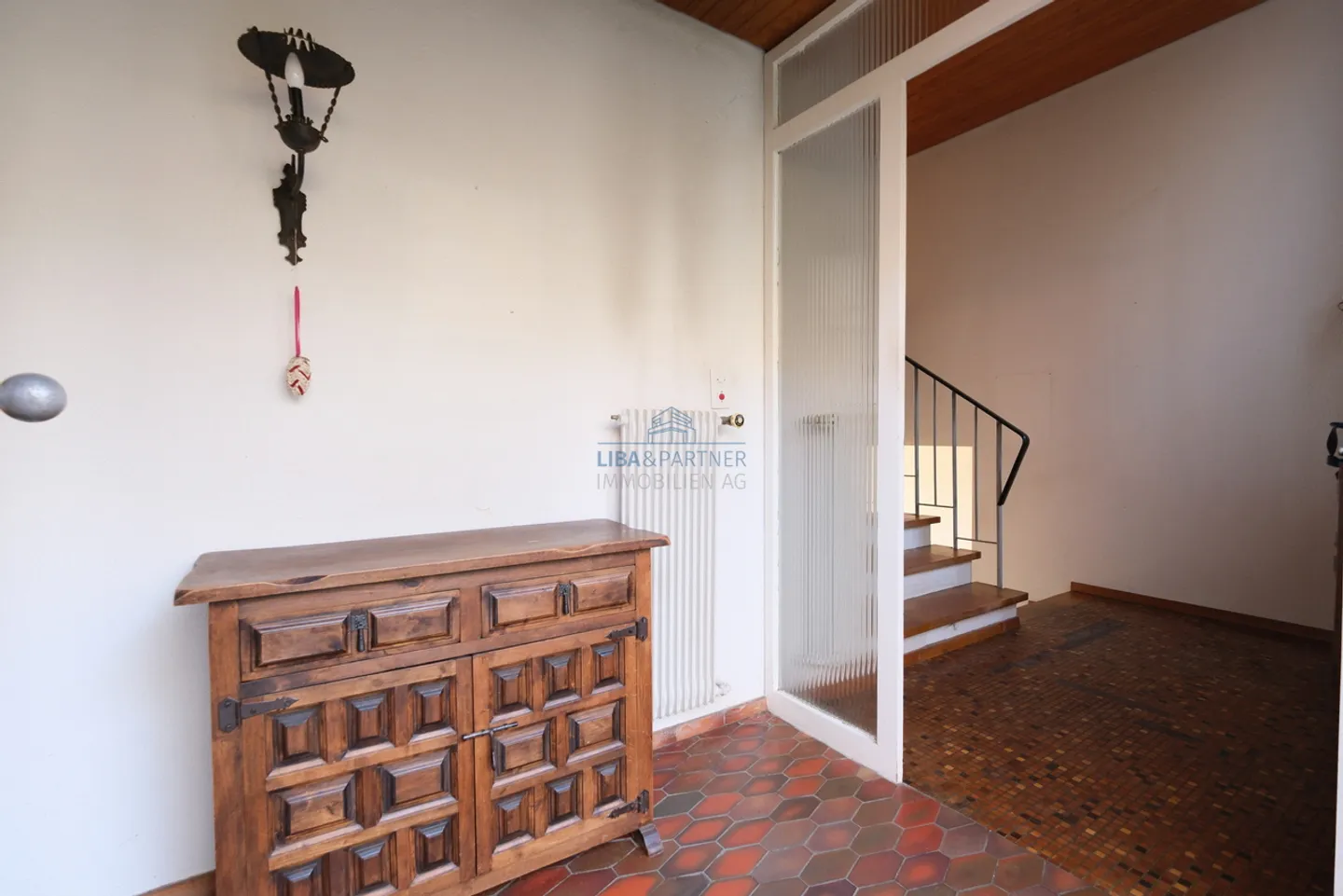 Wohnen am Rebberg von Reinach, Haus mit Weitsicht &amp; grossem Garten - Foto 7 von 13