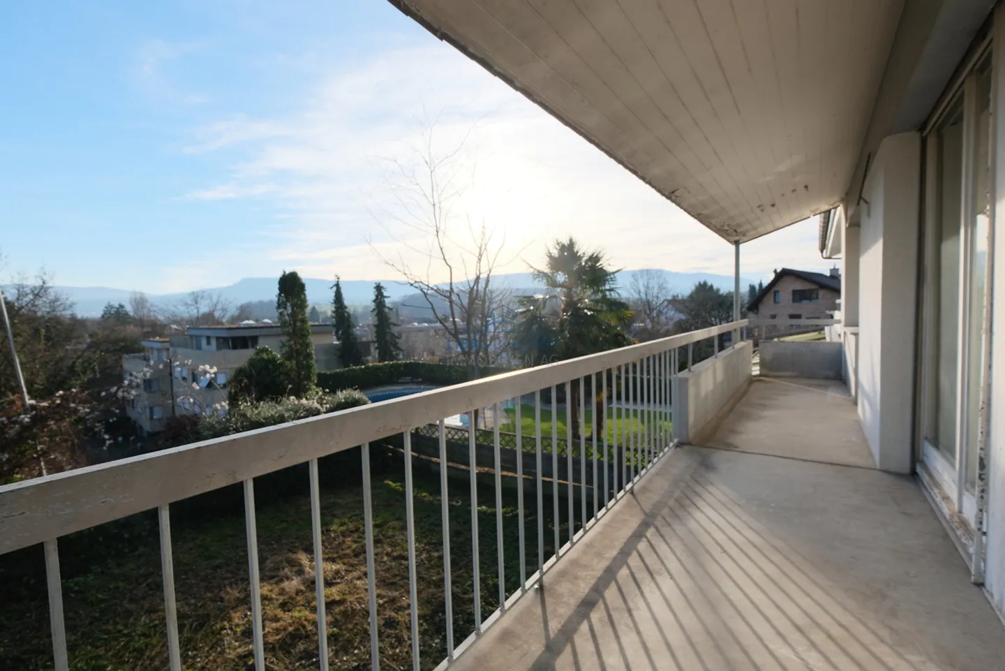 Wohnen am Rebberg von Reinach, Haus mit Weitsicht &amp; grossem Garten - Foto 10 von 13