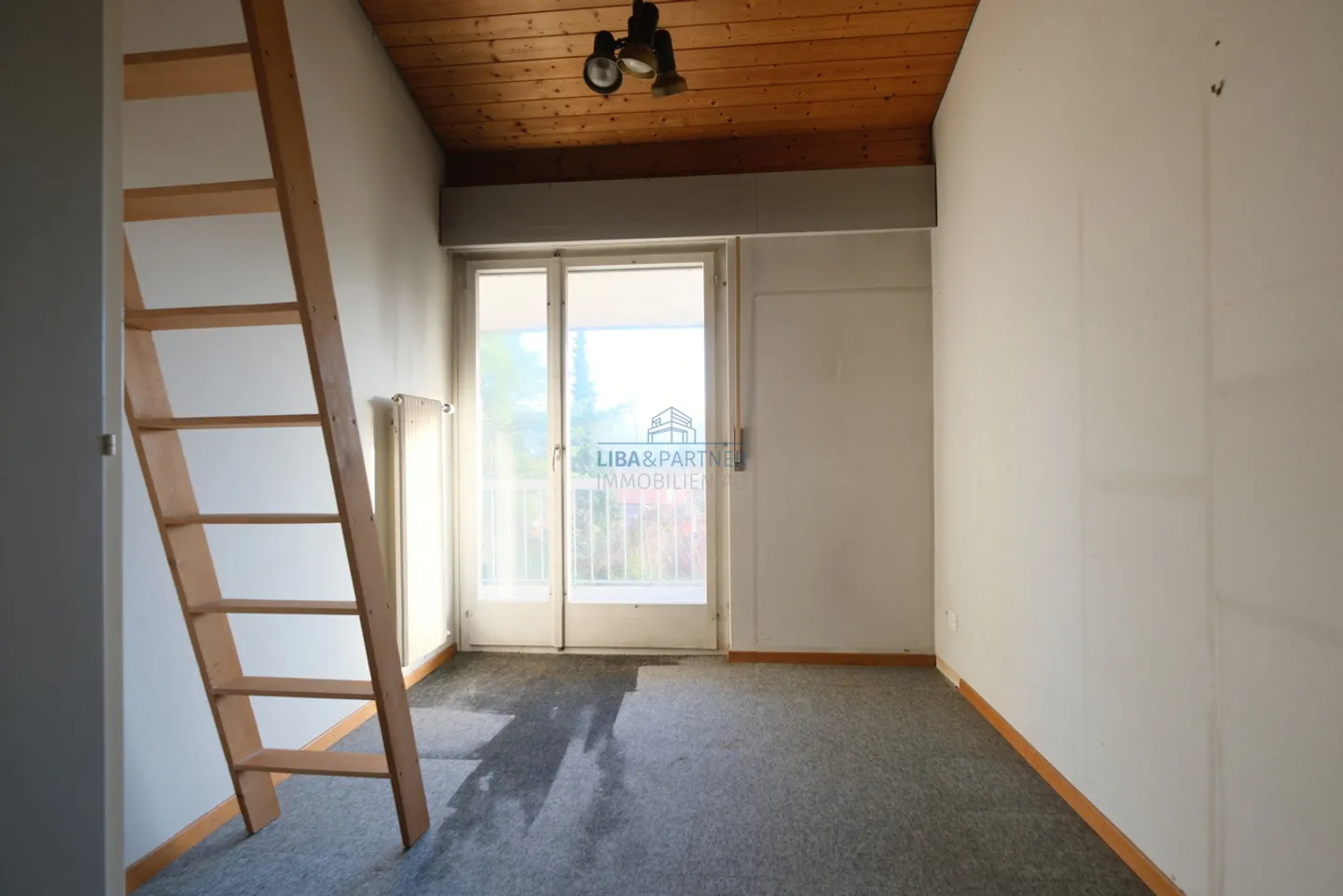 Wohnen am Rebberg von Reinach, Haus mit Weitsicht &amp; grossem Garten - Foto 11 von 13