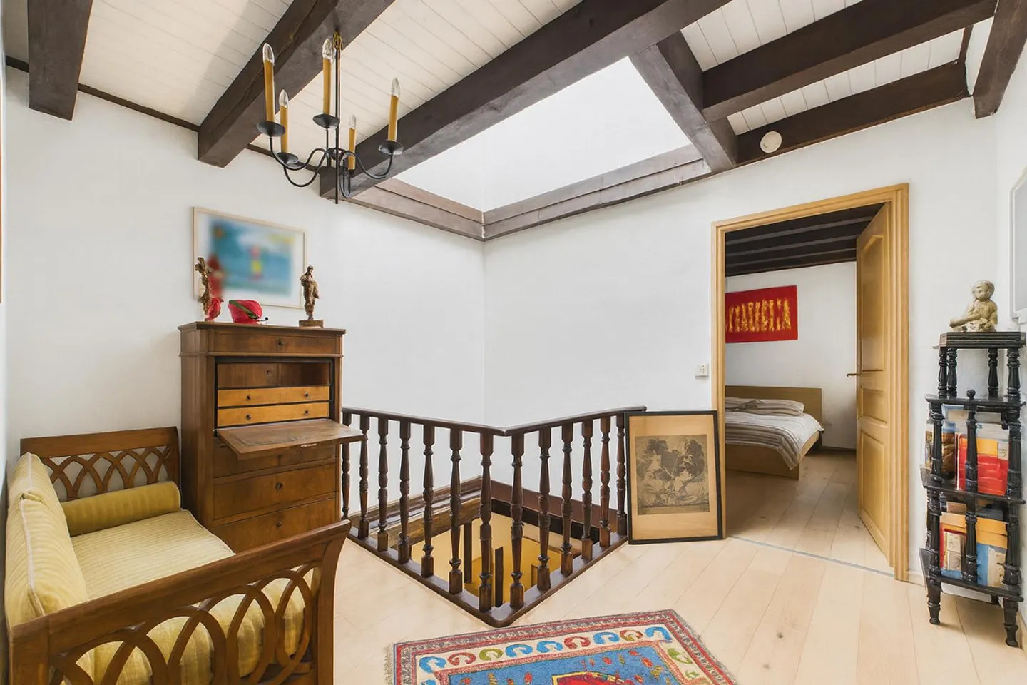 Affascinante casa familiare ristrutturata con annesso, sauna e grande terreno - Foto 9 di 17