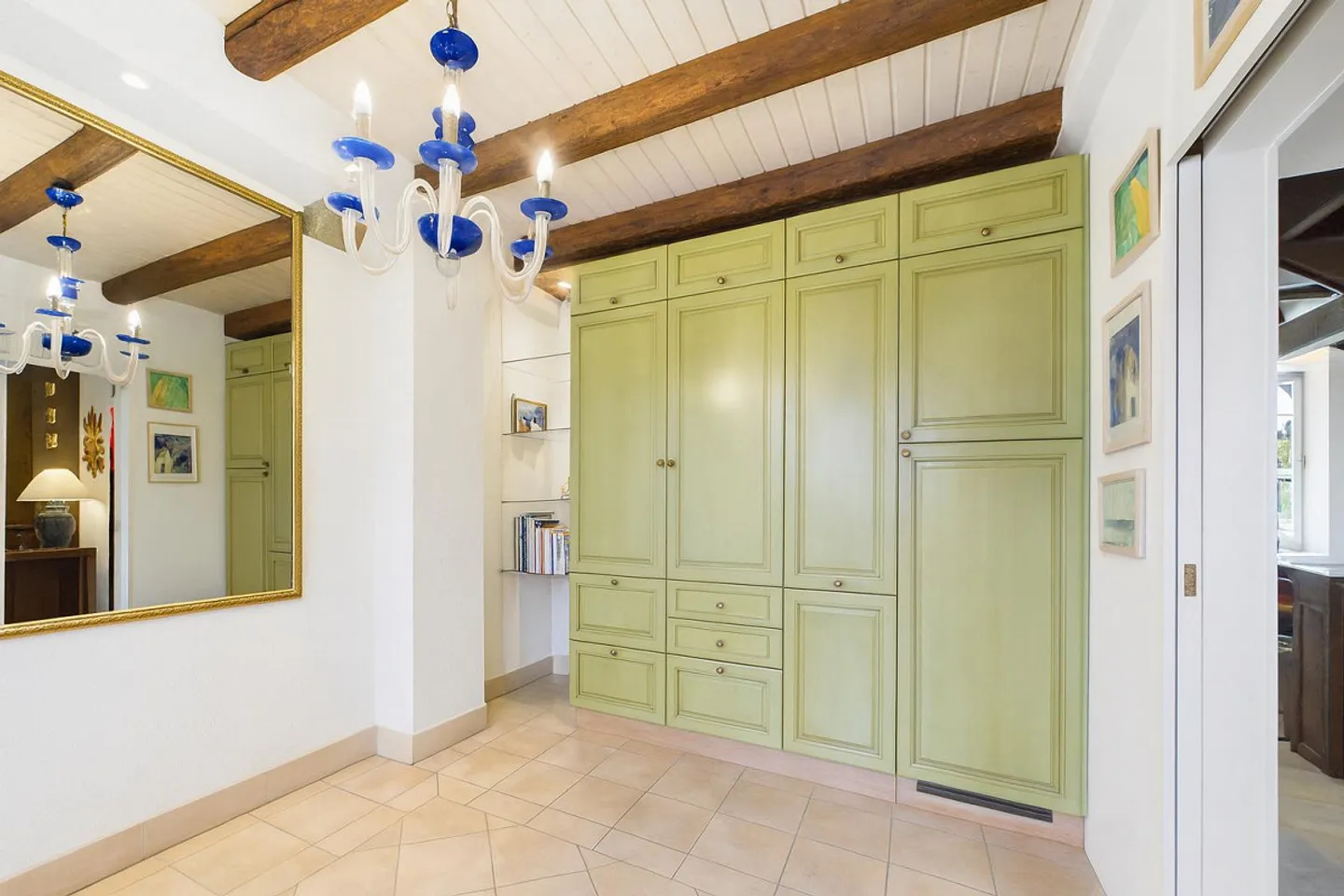 Affascinante casa familiare ristrutturata con annesso, sauna e grande terreno - Foto 14 di 17