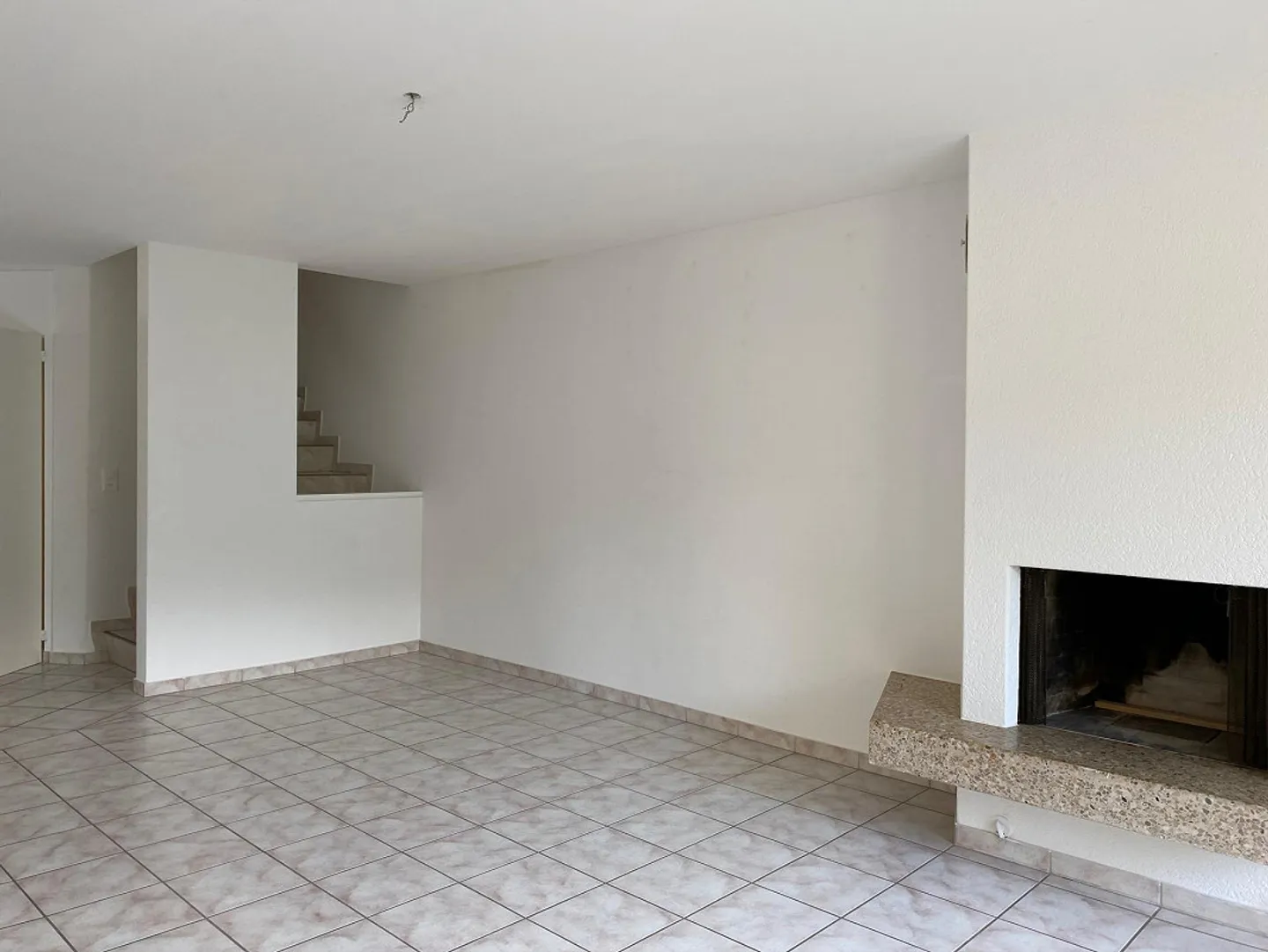 Casa a schiera di 5,5 stanze - Foto 4 di 21