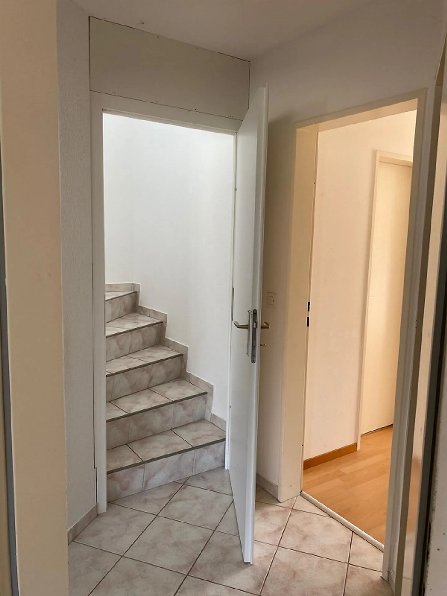 Casa a schiera di 5,5 stanze - Foto 16 di 21