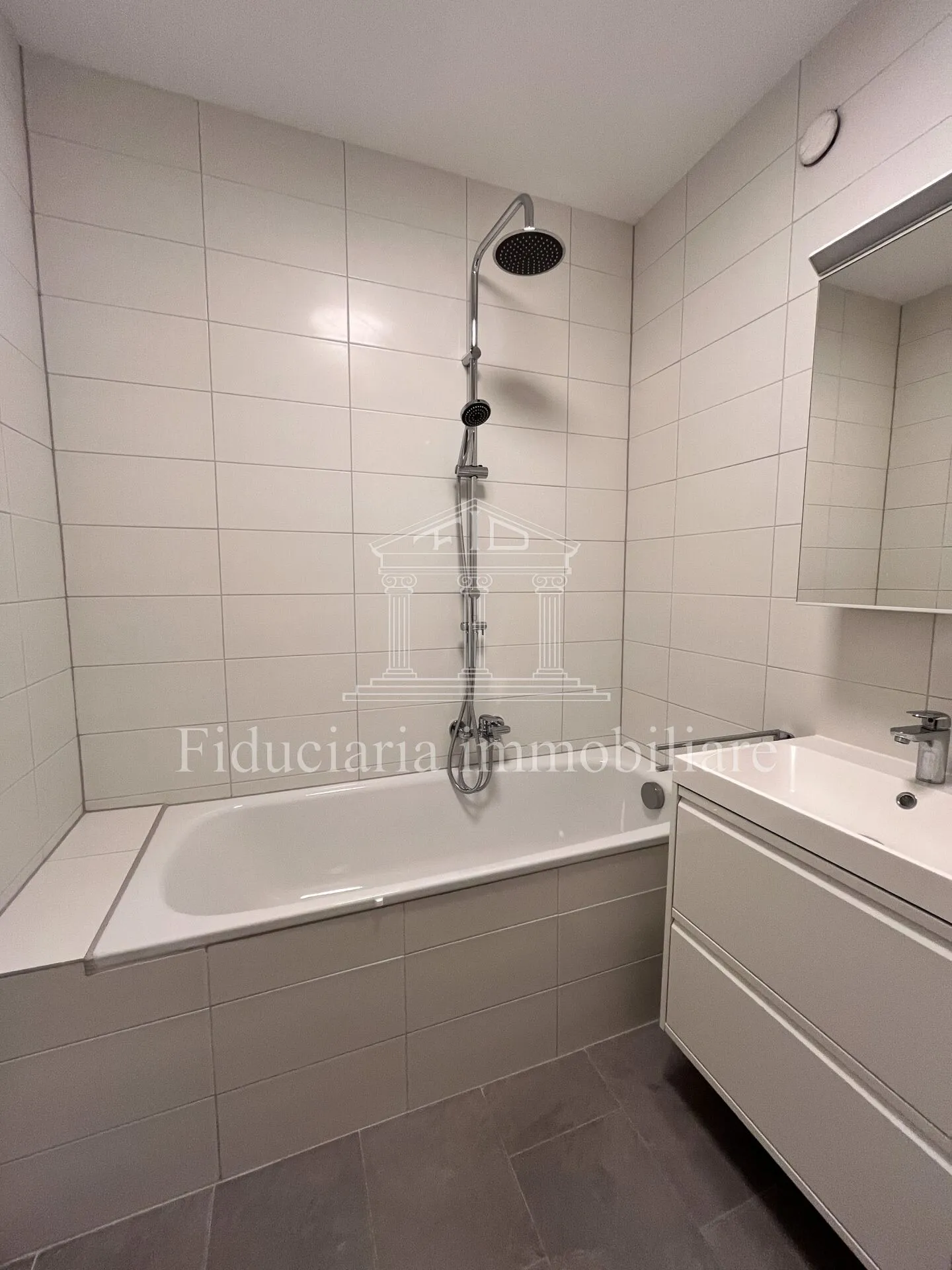 TENERO - 4.5-Zimmer-Wohnung komplett renoviert (Wohnung Nr. 11) - Foto 11 von 13