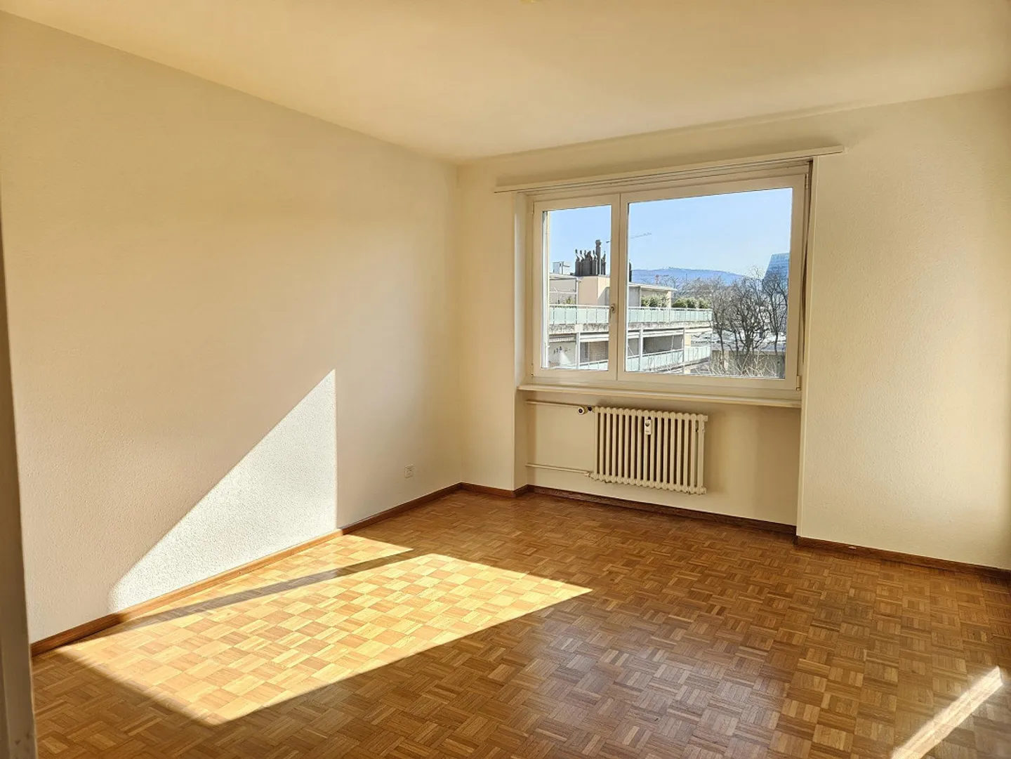 Renovierte Wohnung mit Balkon - Foto 5 von 10