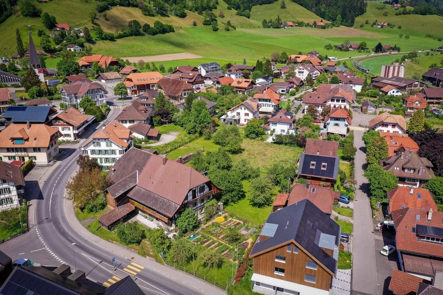 Farmhouse with 2 apartments on 3,935 m2 - Photo 20 of 20