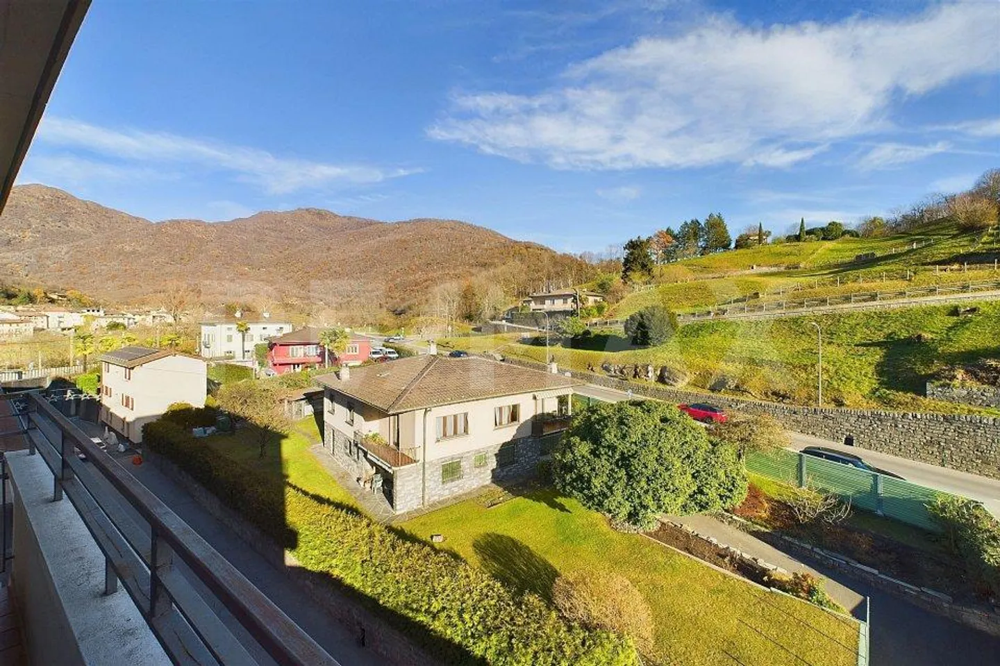 2 ½ Room Apartment with Beautiful View and Optimal Return - Photo 1 of 13